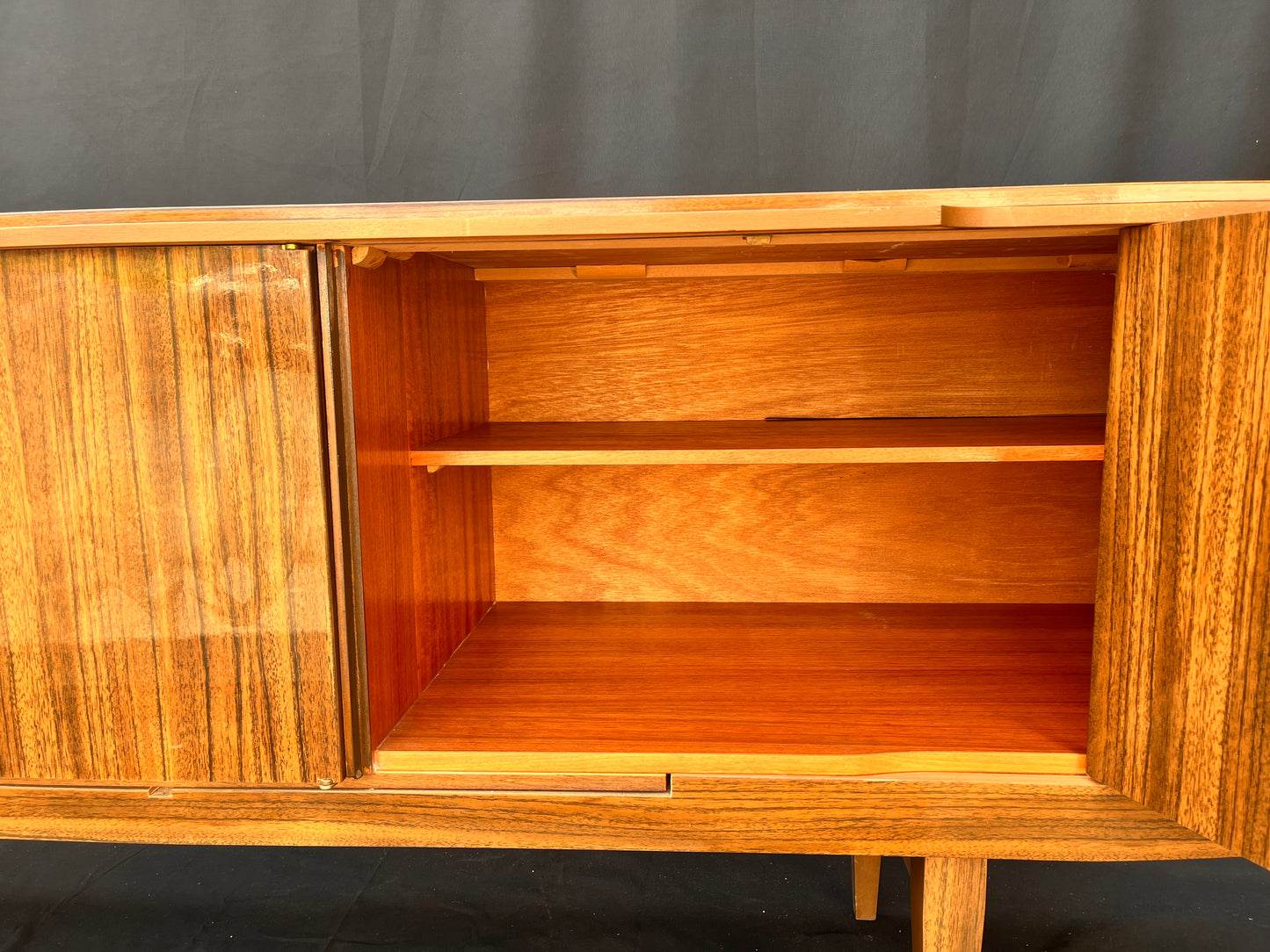 Vintage Mid Century Beautility Cocktail Bar With Clever Concealed Central Pop Out Drink Bar & Server.