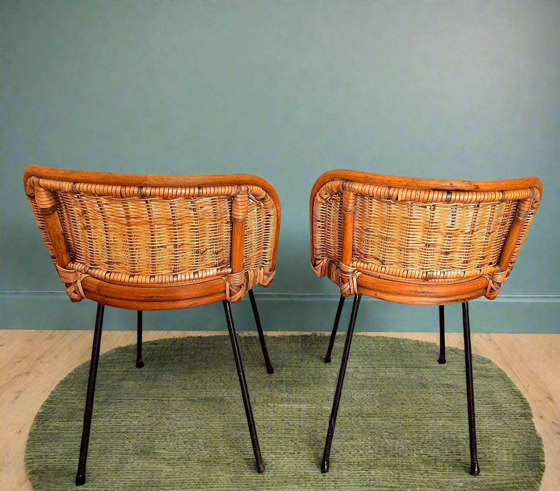 A pair of Vintage Mid Century Circular Franco Albini Style Bamboo Rattan Chair on Metal Frame Legs