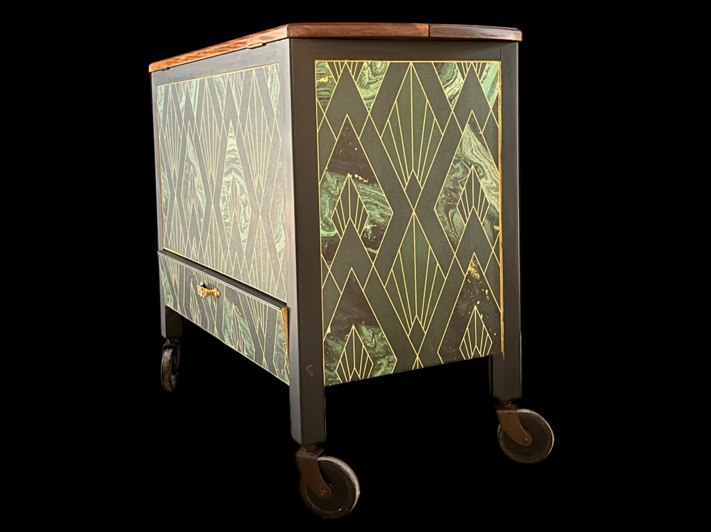 Vintage Art Deco cocktail Cabinet circa 1930's