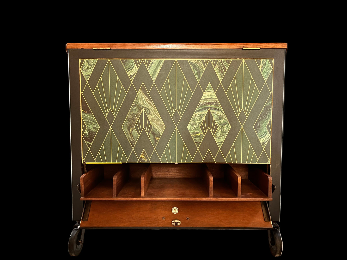 Vintage Art Deco cocktail Cabinet circa 1930's