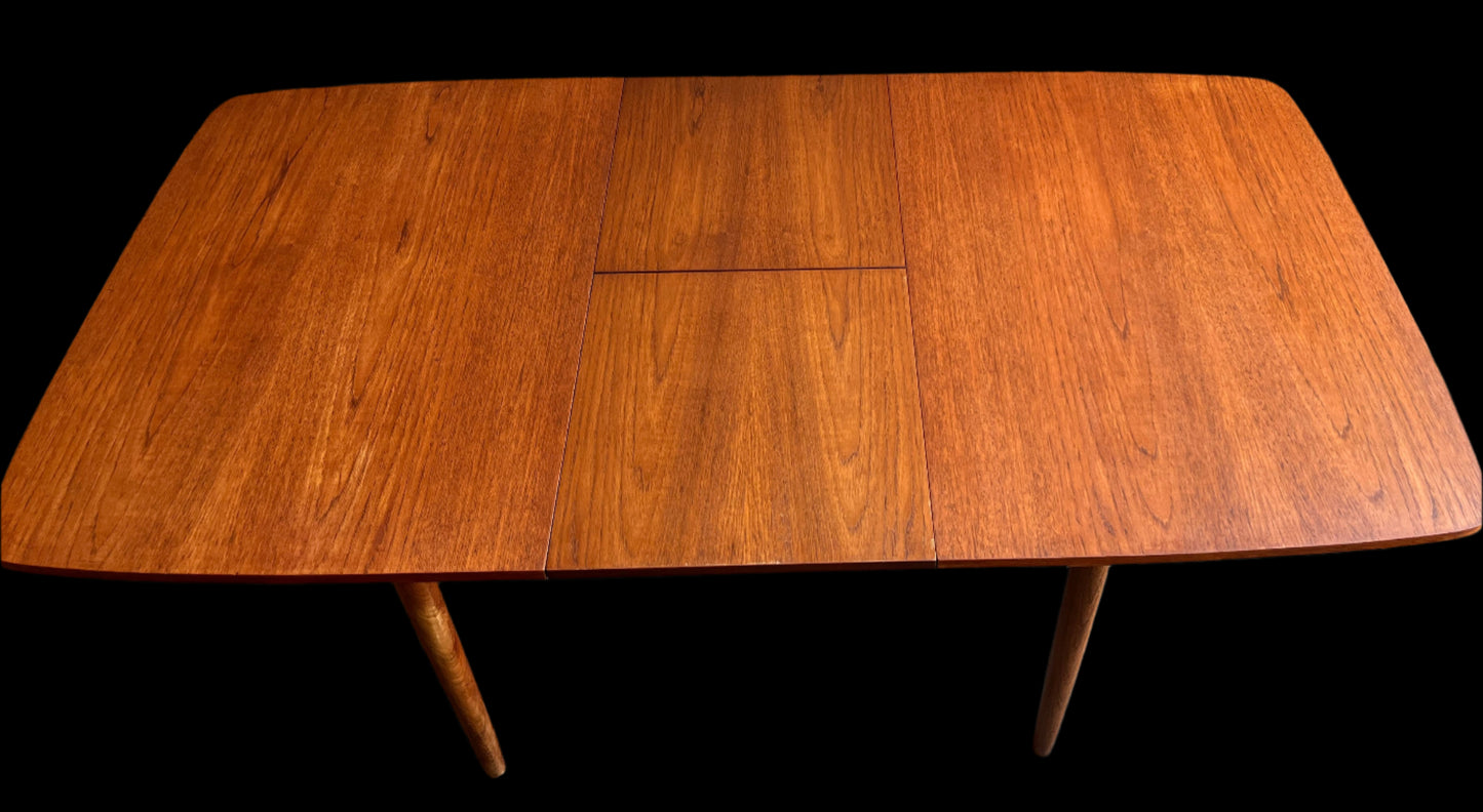 G plan extending table