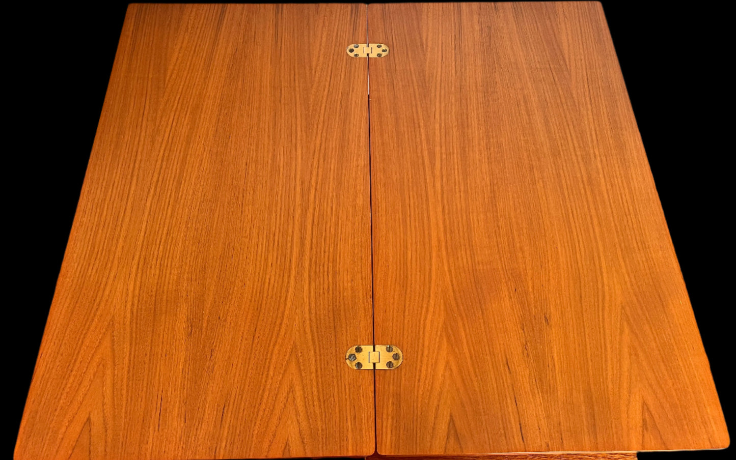 Mid-century Modern Mcintosh Nest of Tables
