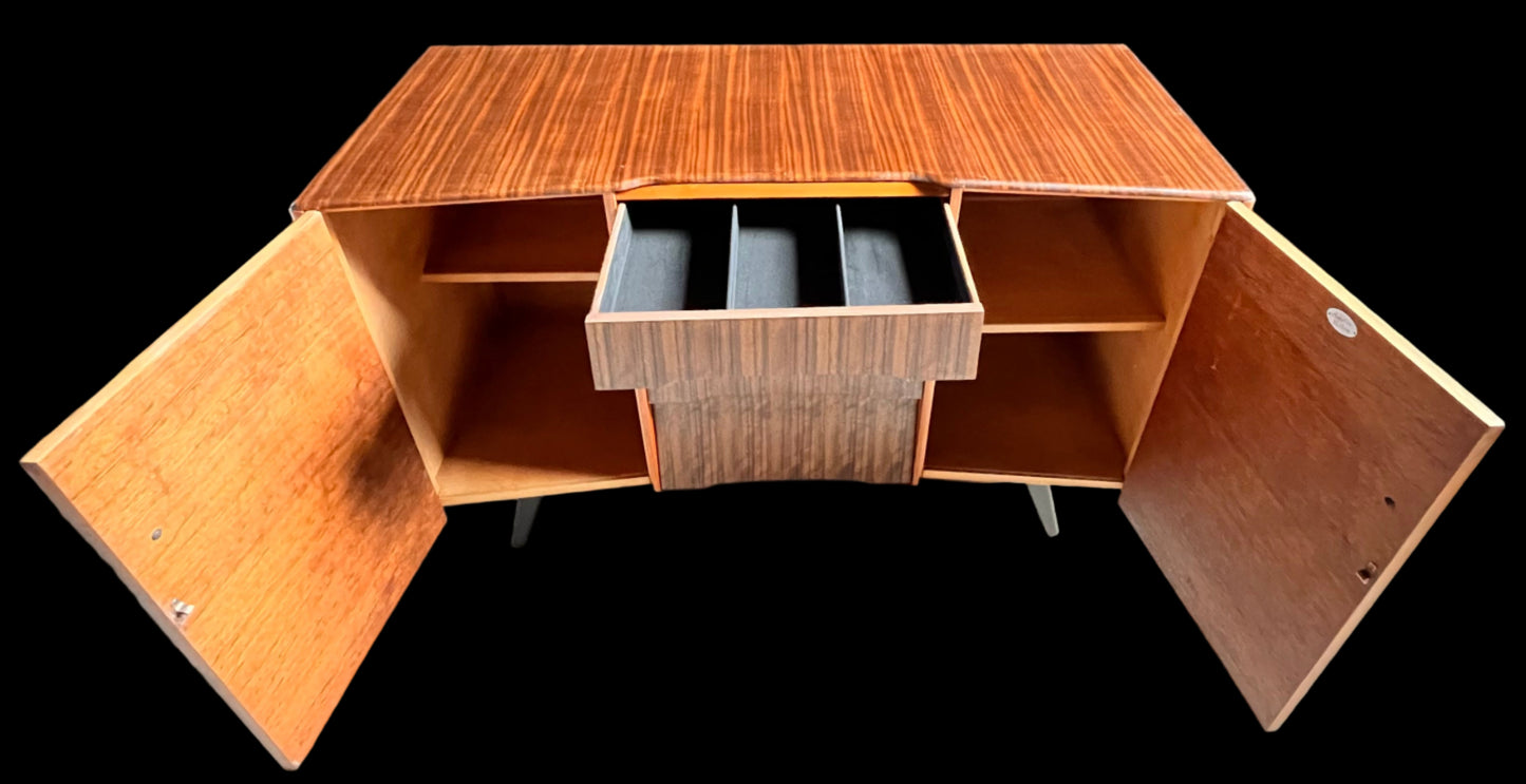 Avalon Yatton SideBoard