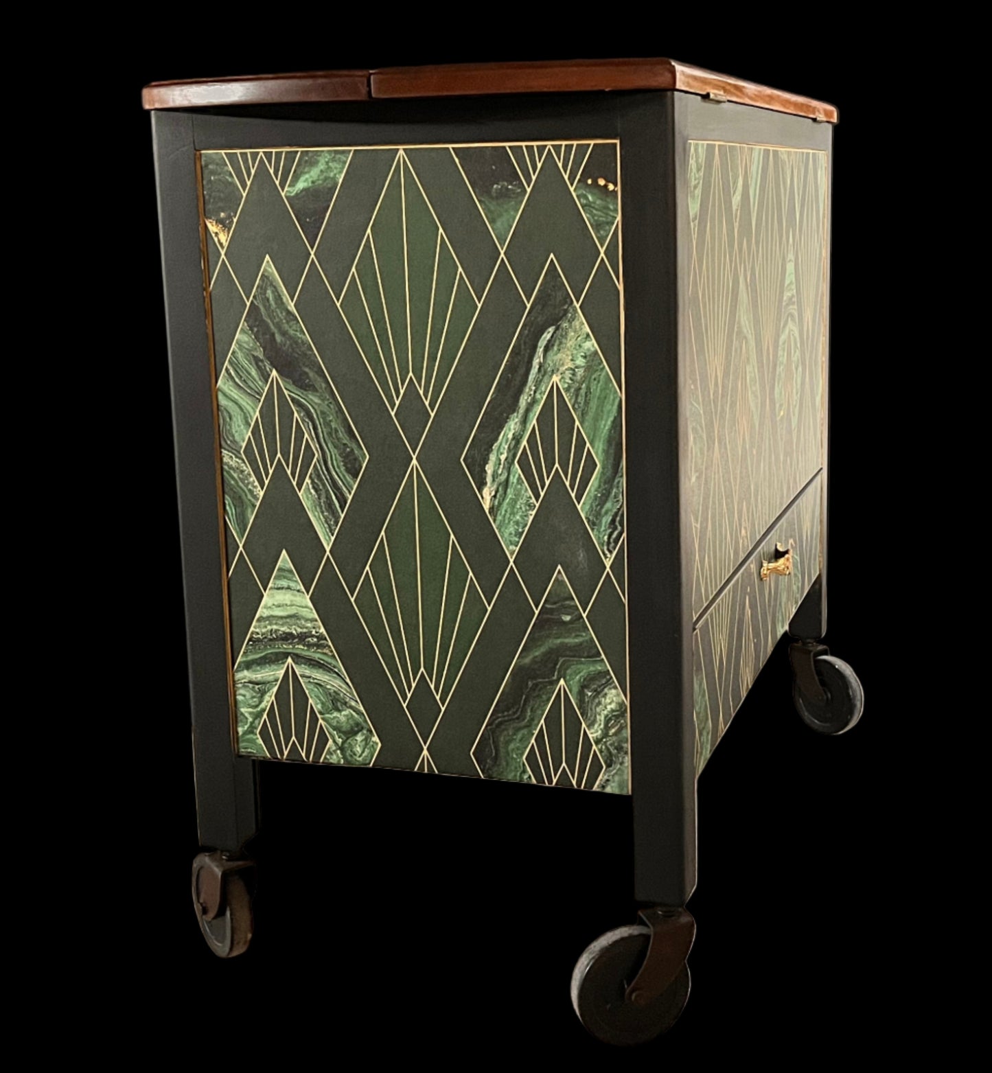 Vintage Art Deco cocktail Cabinet  circa 1930's