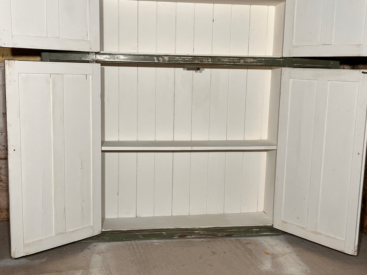 A Large Rustic Antique Pine Kitchen Larder Unit Cabinet Dresser Cupboard