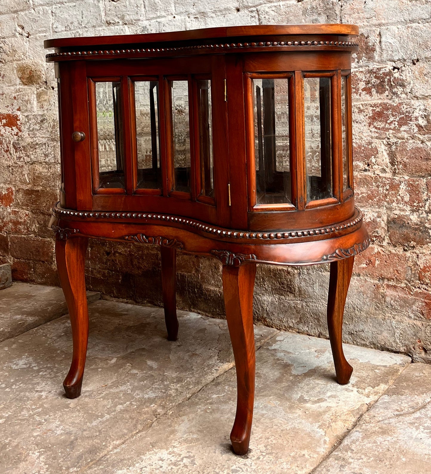 Vintage Chocolate/Tea Cabinet in Mahogany